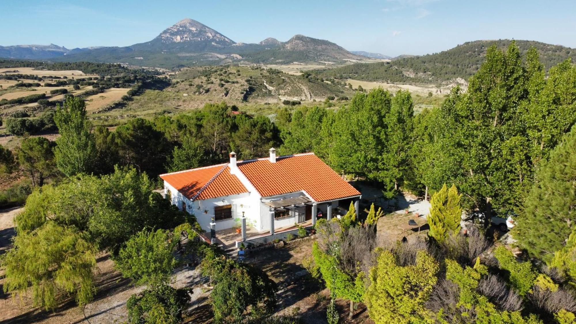 Вилла Casa El Rincon Del Guardal Уэскар Экстерьер фото